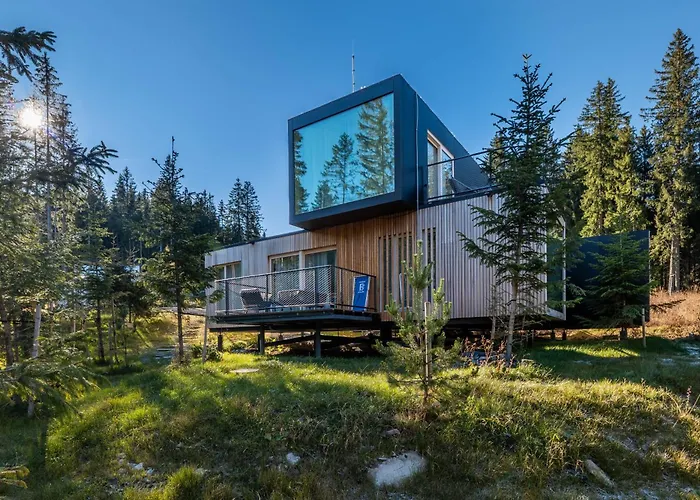 Hotel Bjoernson & Bjoernson Tree Houses Jasna