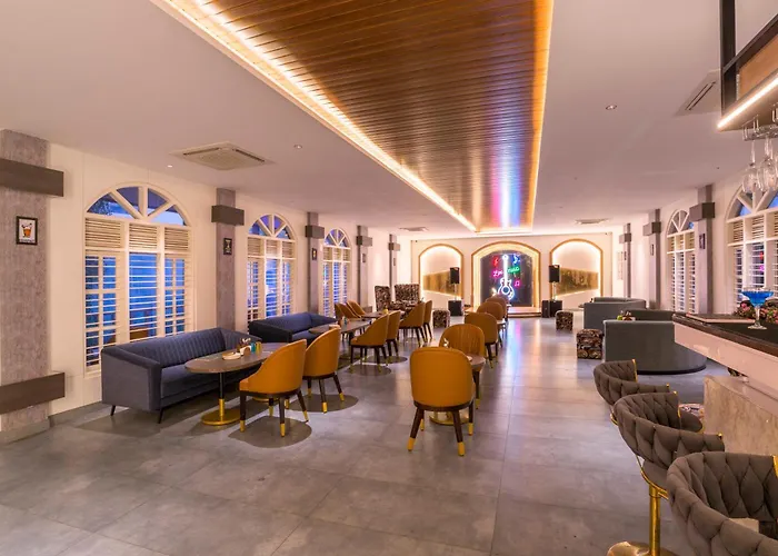 Nirantara Resort & Spa