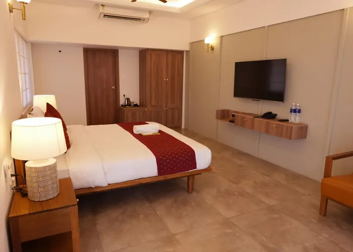 Arabian Pearl Beach Resort Cherai