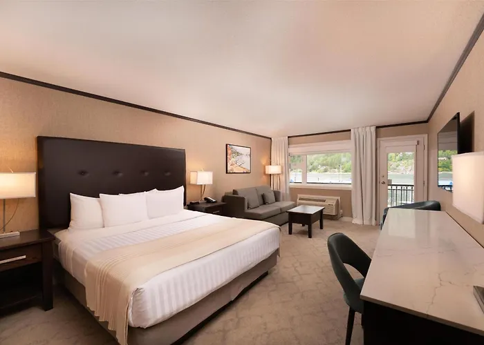 Prestige Lakeside Resort, Worldhotels Elite