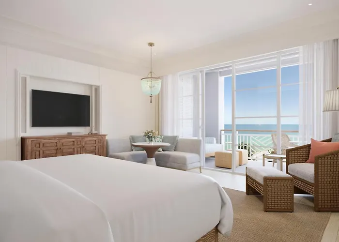 Naples Beach Club, A Four Seasons Resort