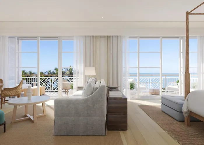 Naples Beach Club, A Four Seasons Resort