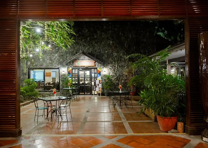 Waterfront Insular Hotel Davao