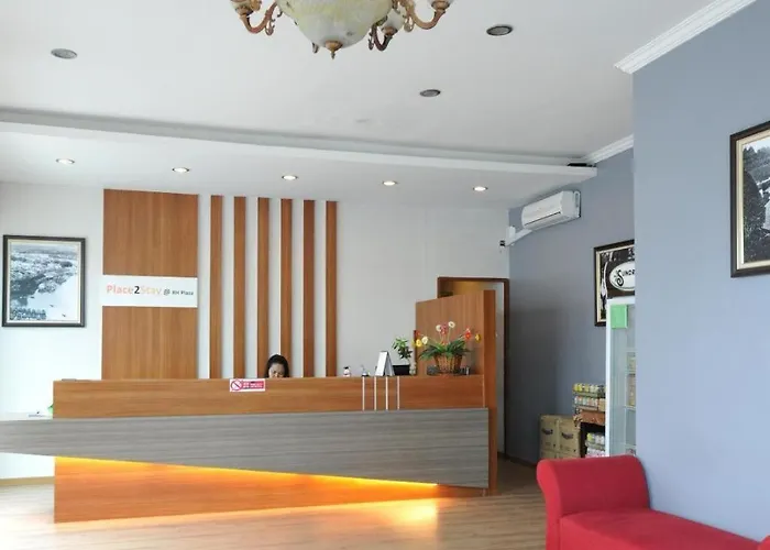Place2Stay @ Rh Plaza Hotel