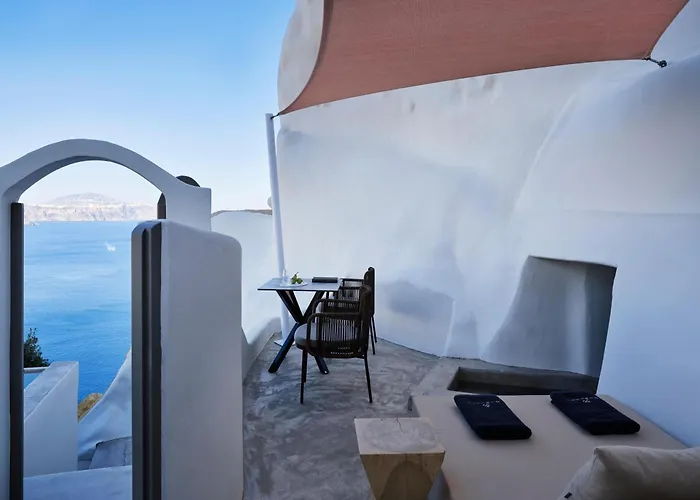 Andronis Luxury Suites - Preferred Hotels & Resorts