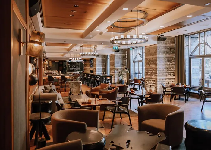 Whistler Luxury Resorts