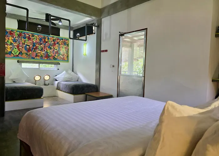Somewhere Else Boutique Resort