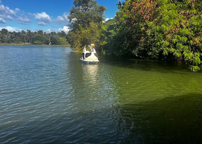 Pelican Lake Safari Resort