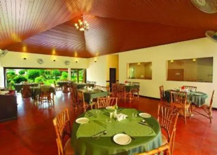 Goldfield Club & Lake Resort, Kumarakom