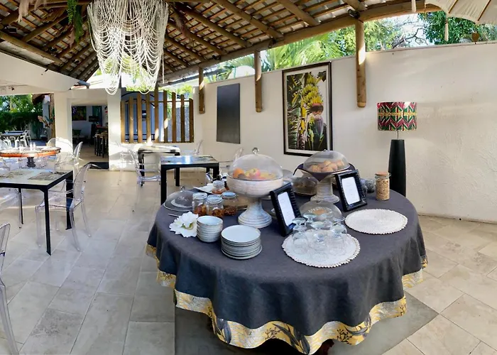 Sous Le Badamier Quiet Boutique Hotel With Pool Near Grand Baie