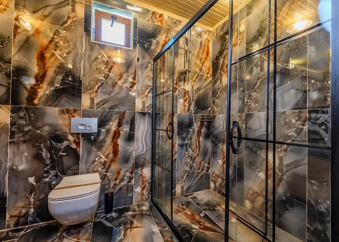 Kayatas Cave Suites