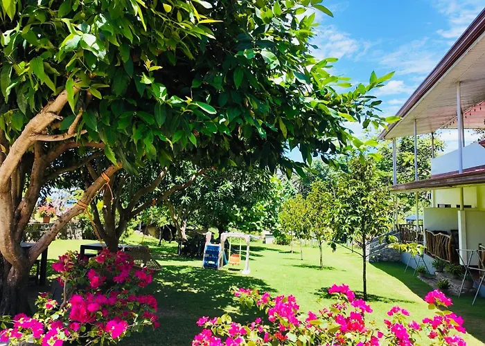 Medina Resorts