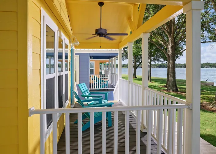 Margaritaville Lake Resort, Lake Conroe