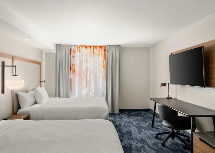 Fairfield Inn & Suites New Buffalo