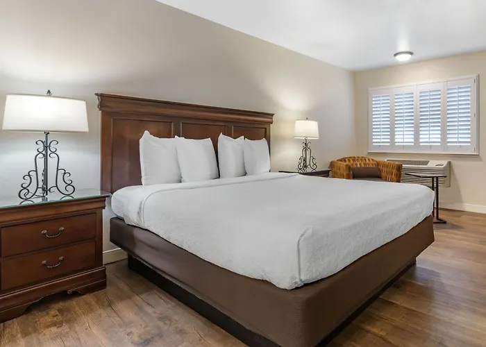 Best Western Rose Garden Inn