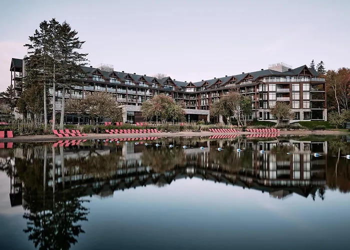 Entourage Sur-Le-Lac