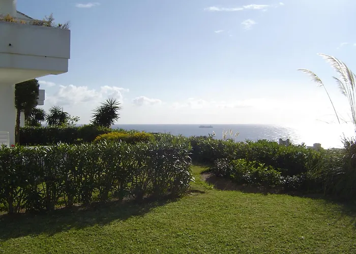 Miraflores Resort