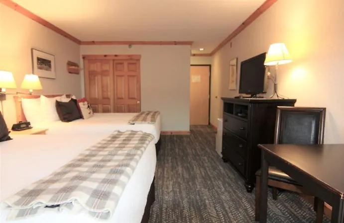Selkirk Lodge