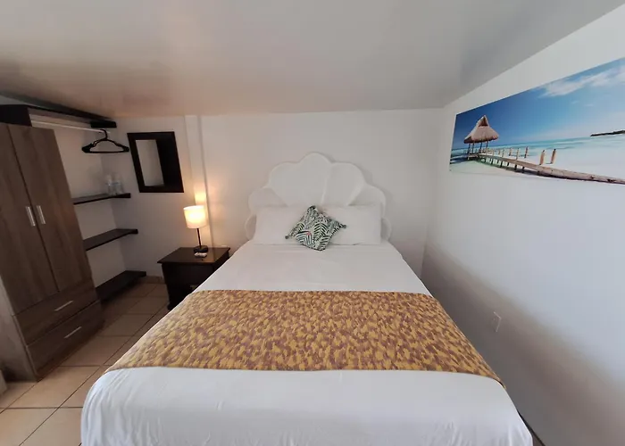 #7 Beach Front Private Room