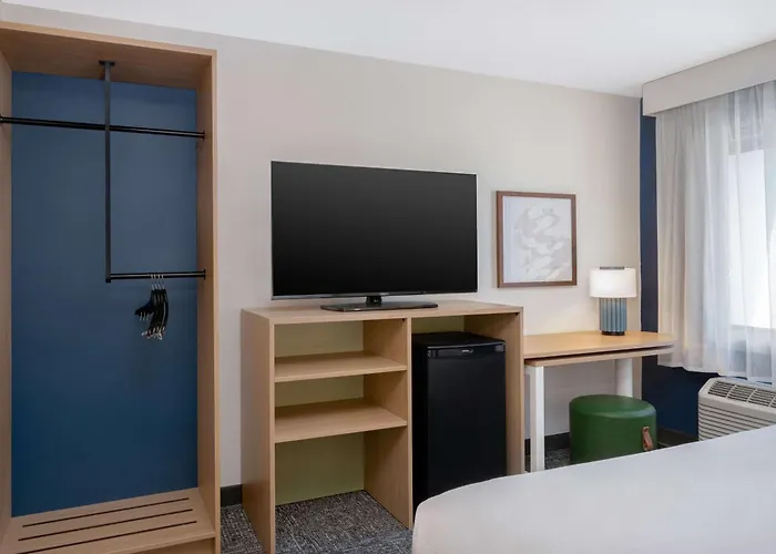 Spark By Hilton Savannah Midtown