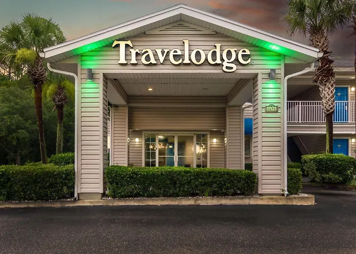 Travelodge Suites By Wyndham Macclenny I-10