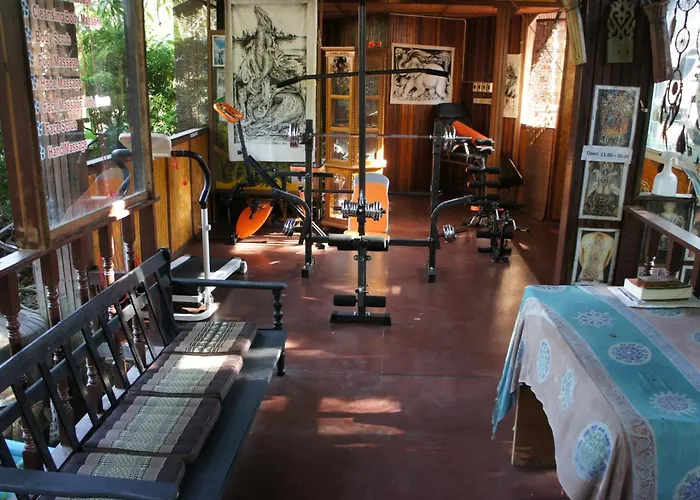 Tropical Garden Bungalow