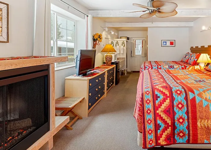 Hot Springs Inn