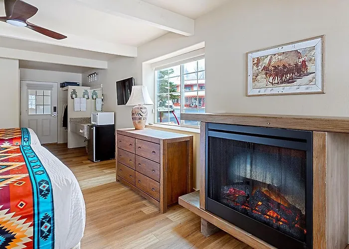 Hot Springs Inn