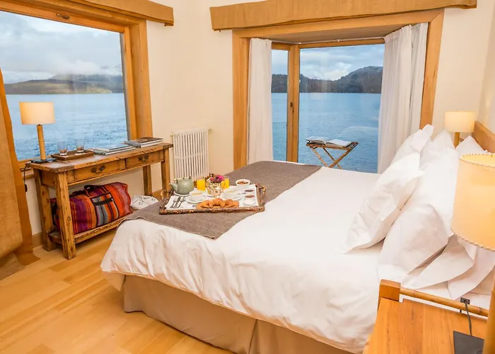 Correntoso Lake & River Hotel