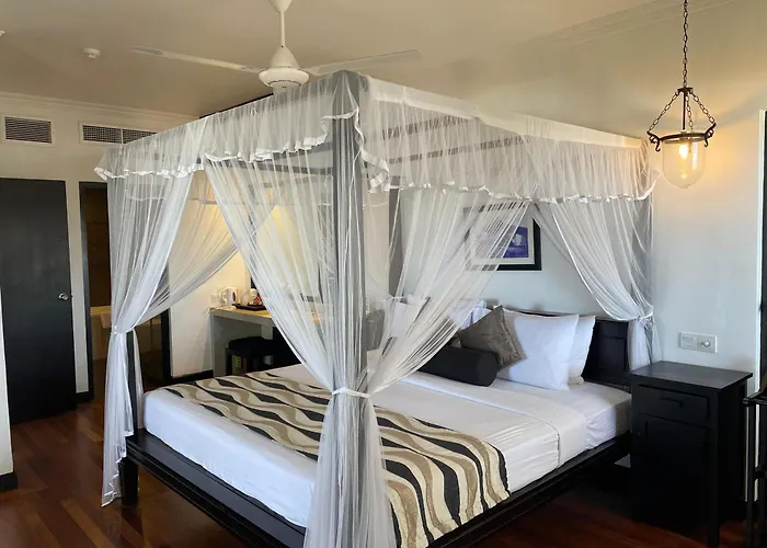 Tangerine Beach Hotel