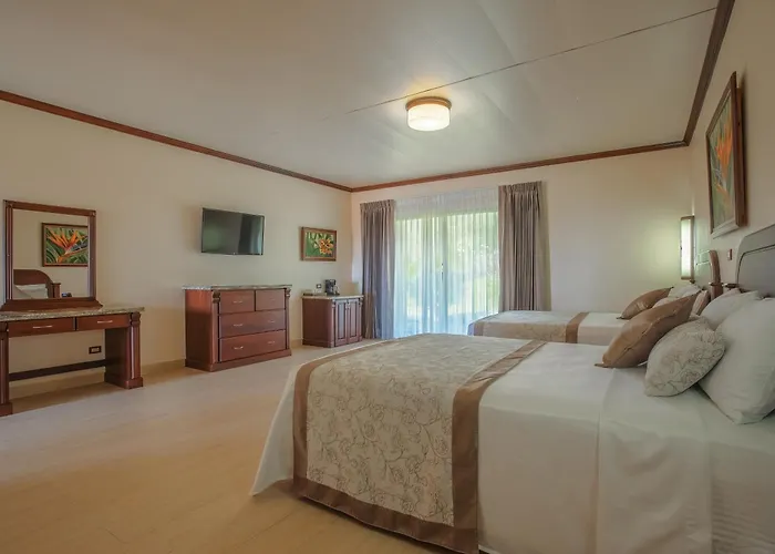 La Fortuna Spa Resorts