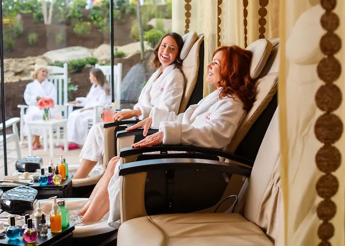 Dollywood'S Dreammore Resort And Spa