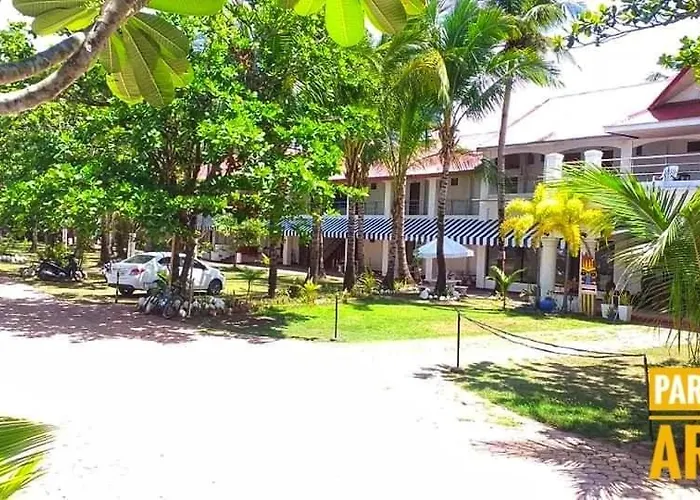 Isla Vista Beach Resort