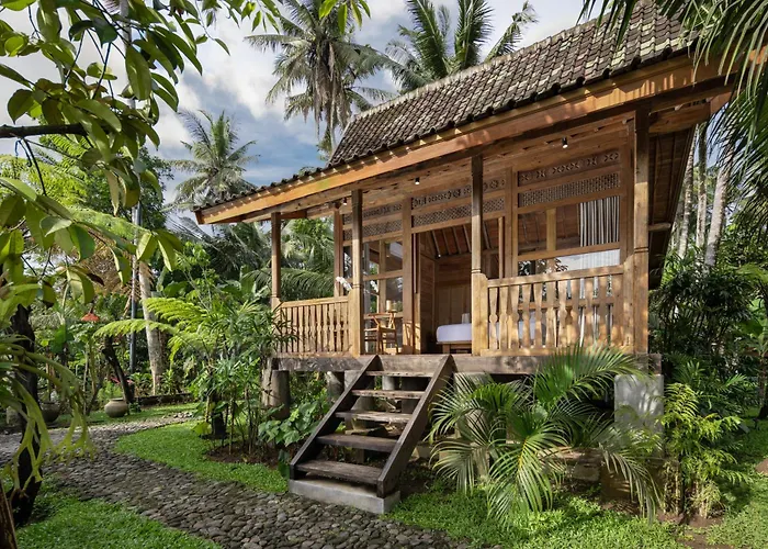 Rumah Kayu Resort