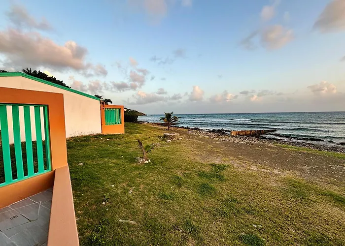 Grapetree Bay Hotel And Villas