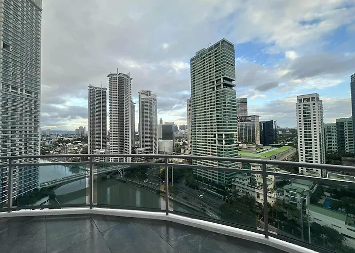 Amira Luxury At Novotel Suites Manila Near Makati And Bgc