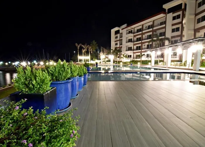 Holiday Oceanview Residences And Resort
