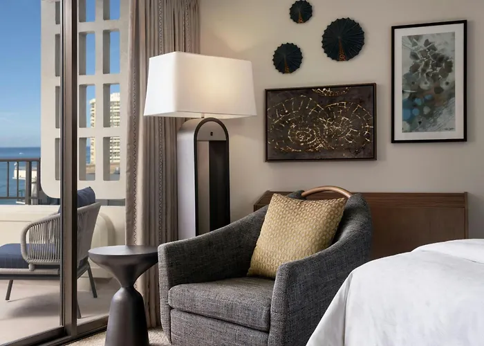Moana Surfrider, A Westin Resort & Spa, Waikiki Beach