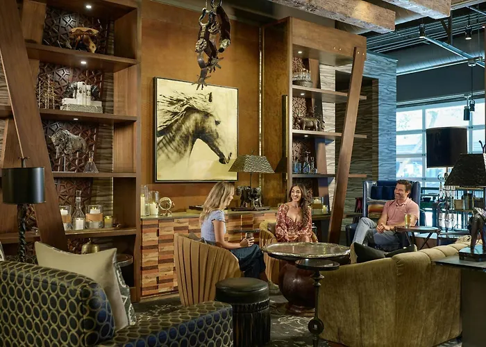 Renaissance Phoenix Downtown Hotel