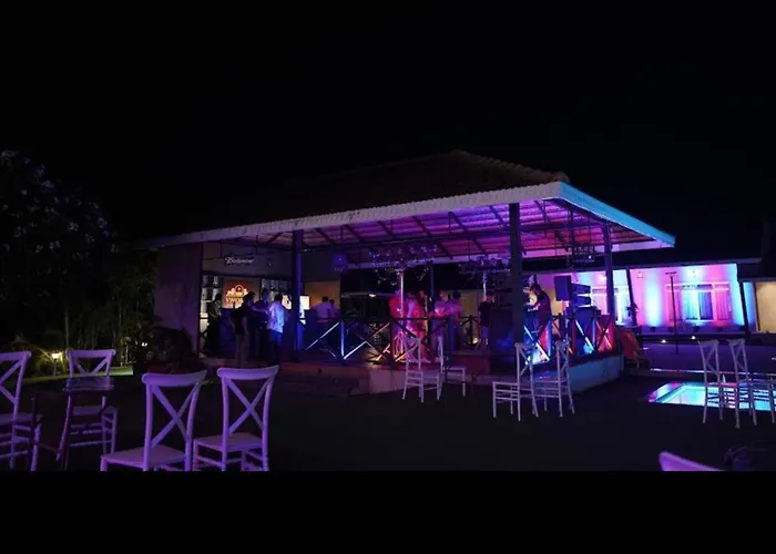 Grass Resort And Spa