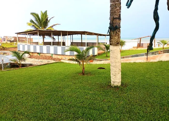 Lloyds Beach Resort And Spa