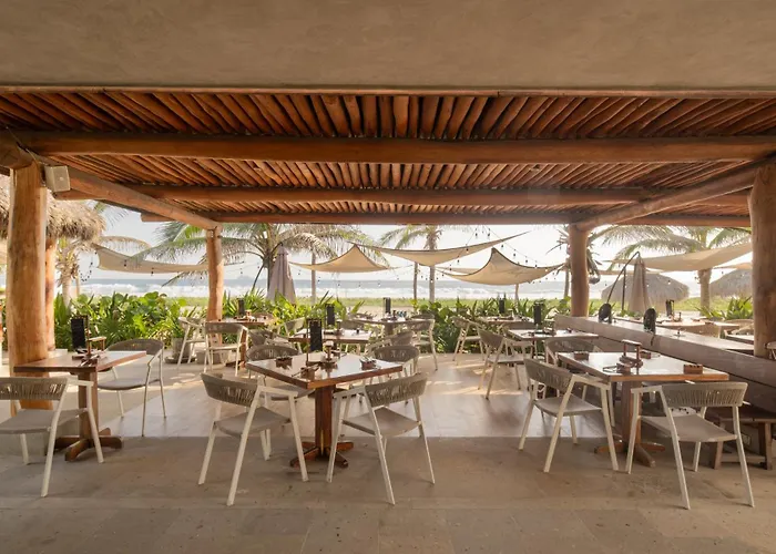 Marea Beachfront Villa H48