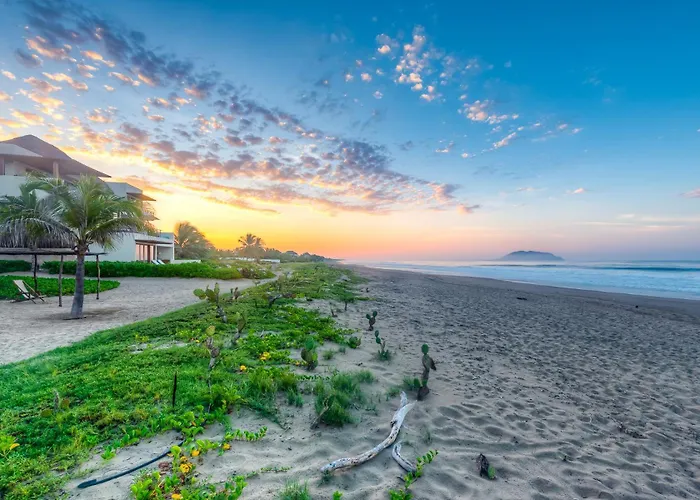 Marea Beachfront Villa H48