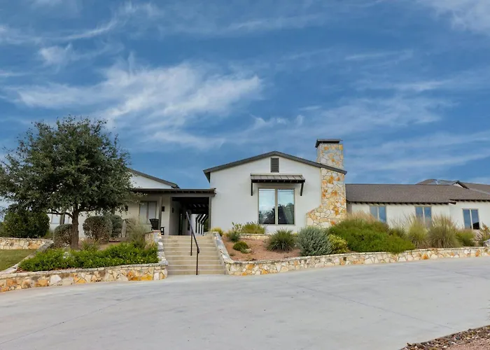 Hunt Resorts
