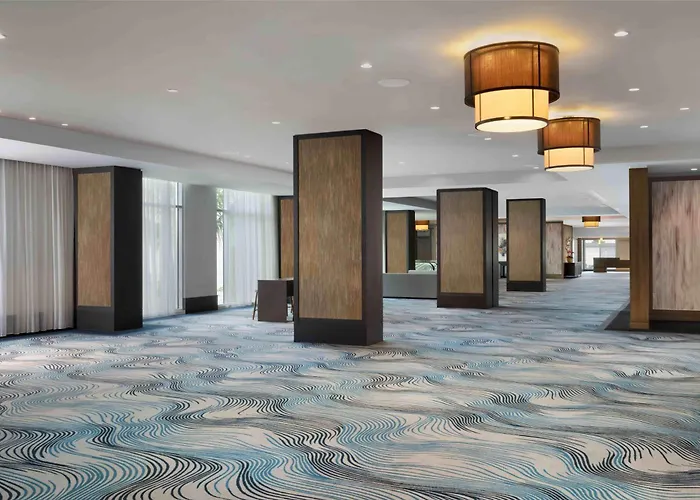 Sunseeker Resort Florida Gulf Coast, Curio Collection Hilton