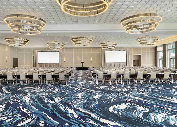 Sunseeker Resort Florida Gulf Coast, Curio Collection Hilton