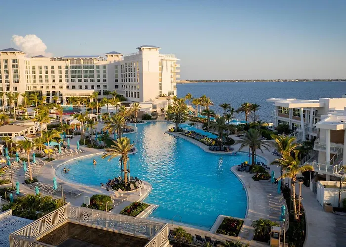 Sunseeker Resort Florida Gulf Coast, Curio Collection Hilton