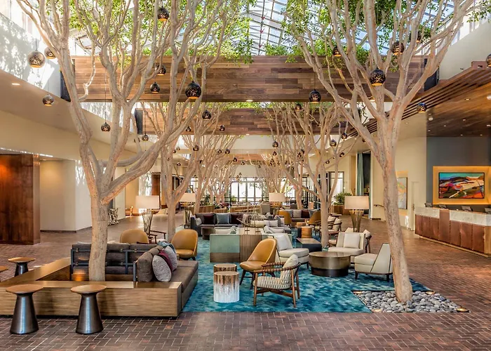 Portola Hotel & Spa