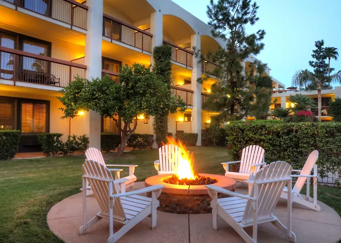 Palm Mountain Resort & Spa