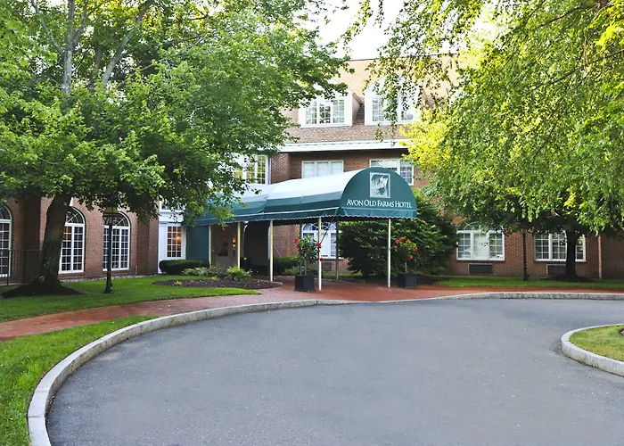 Avon Old Farms Hotel